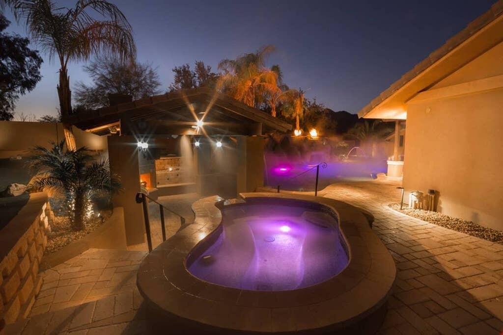 Villa Estate Style Oasis 6bdrm, 5.5 Bath Heated Pool With Misters *