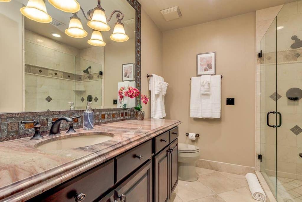 Estate Style Oasis 6bdrm, 5.5 Bath Heated Pool With Misters Scottsdale