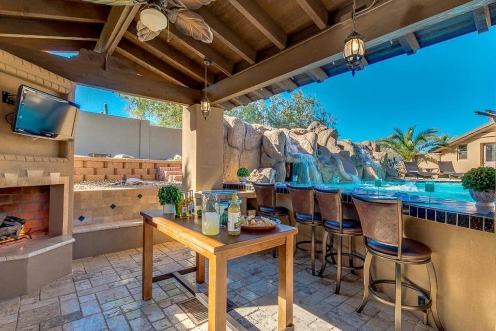 Estate Style Oasis 6bdrm, 5.5 Bath Heated Pool With Misters Scottsdale