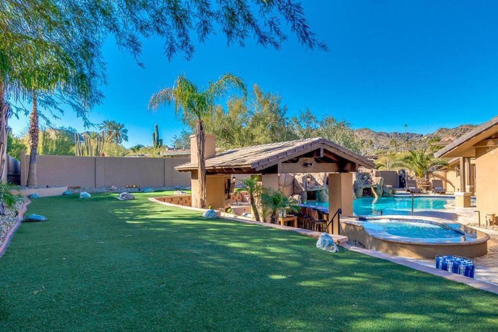 Estate Style Oasis 6bdrm, 5.5 Bath Heated Pool With Misters Villa *