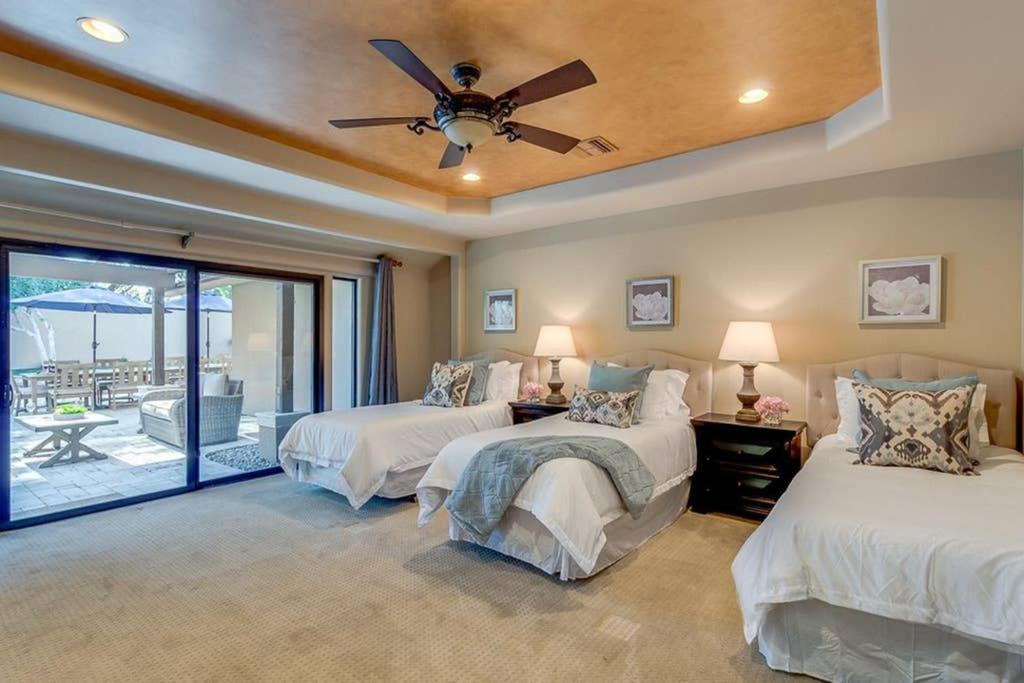 Estate Style Oasis 6bdrm, 5.5 Bath Heated Pool With Misters