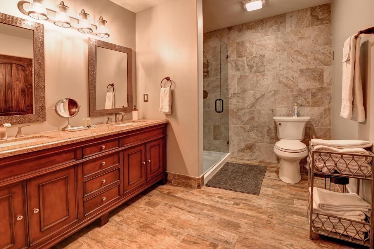 Winery Suites Of Scottsdale