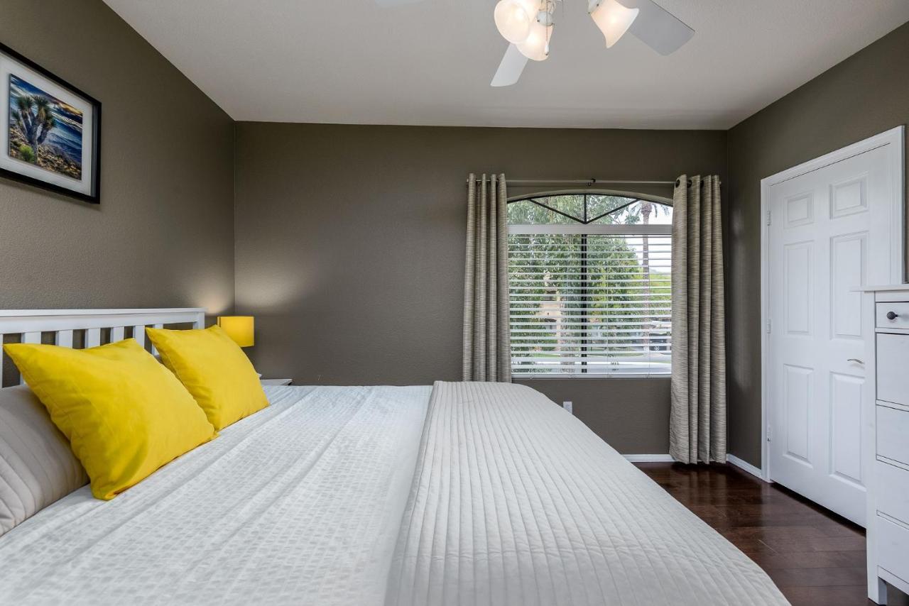 Signature Apartment *