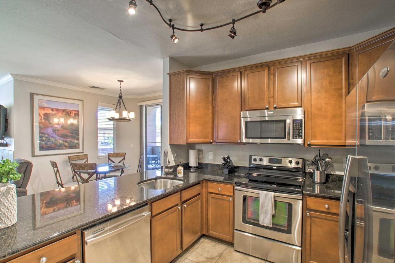 Apartment With Pool Walk To Kierland