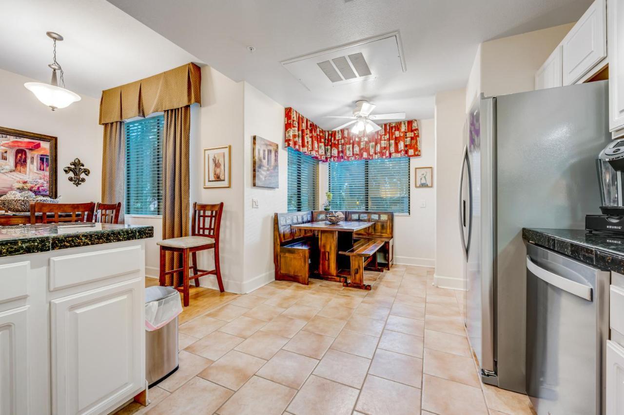 Villages North Apartment *