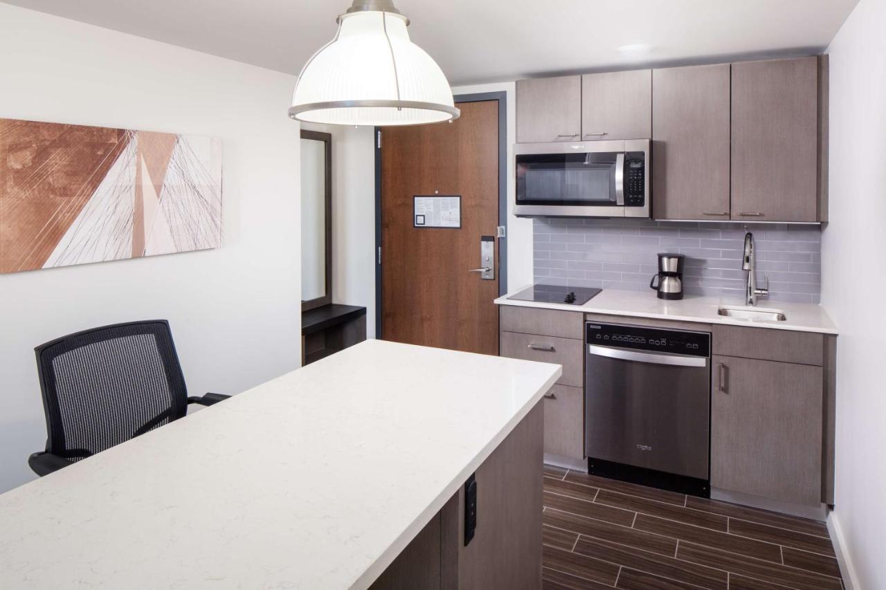 Hyatt House North Hotel