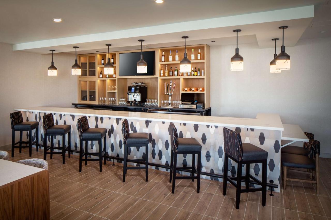 Hyatt House North Hotel 3*