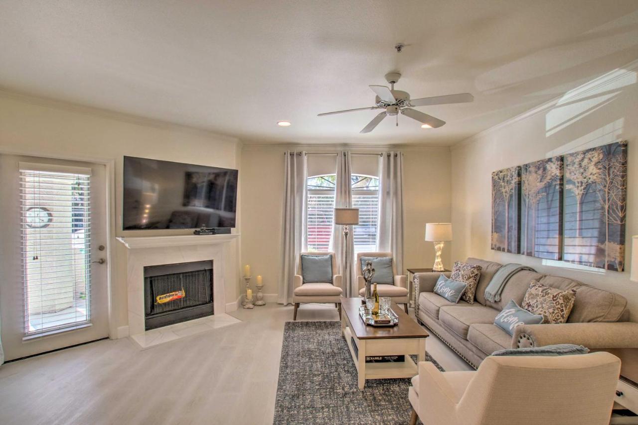Apartment With Pool Access Near Hiking And Golf