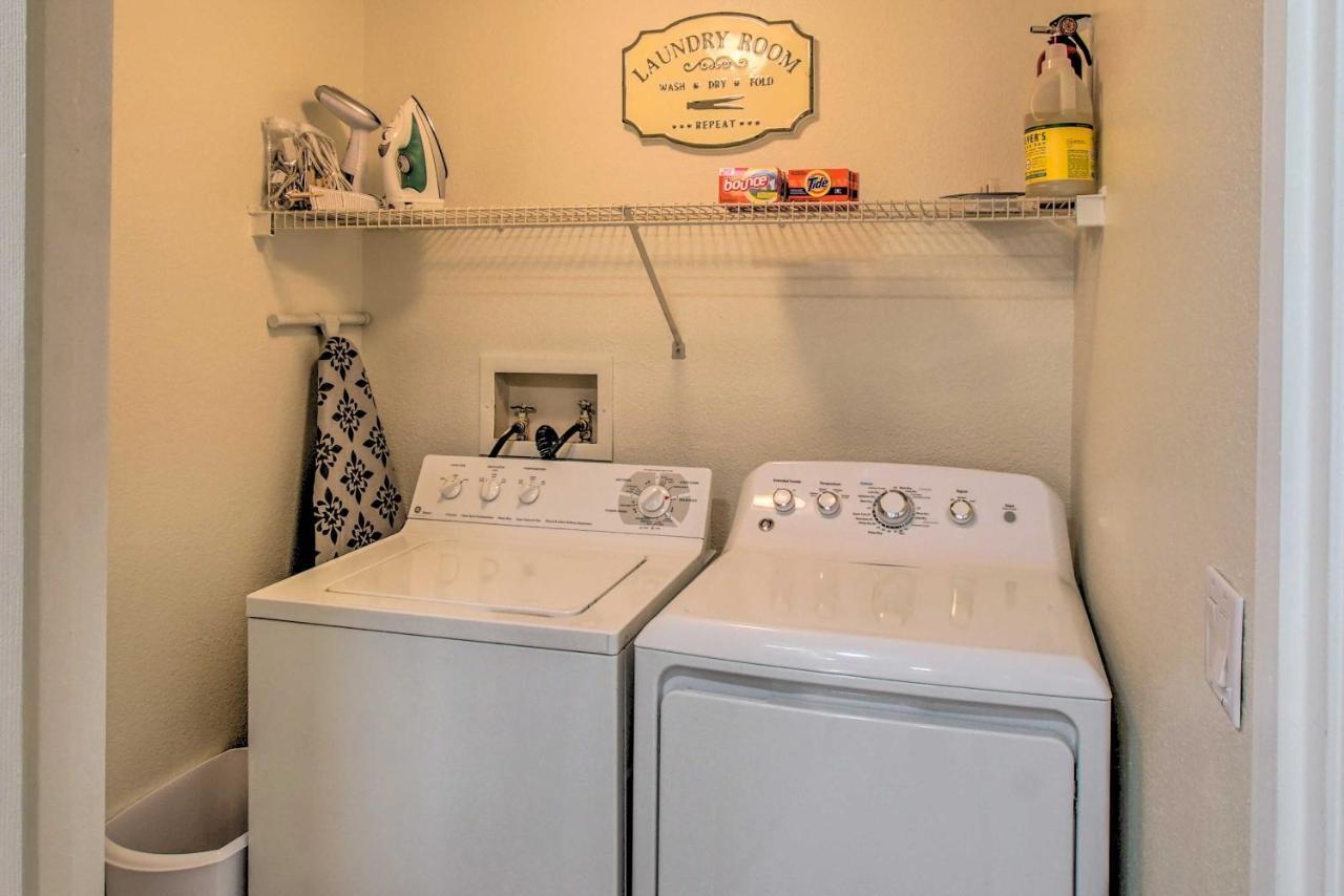 With Pool Access Near Hiking And Golf * Scottsdale