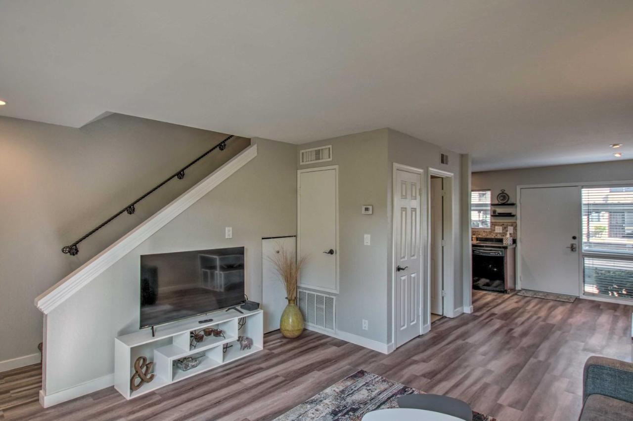 1 Mi To Old Town And Golfing Apartment Scottsdale