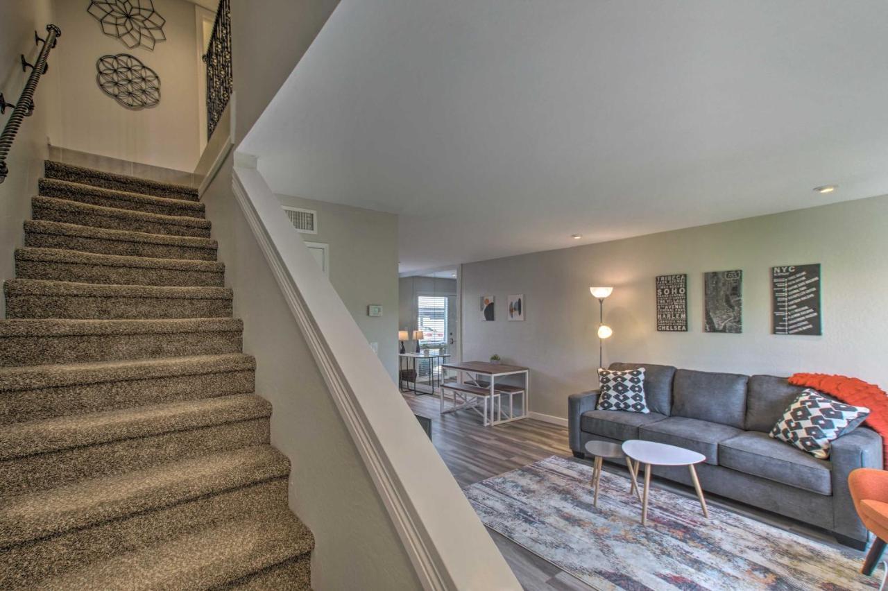 1 Mi To Old Town And Golfing Apartment
