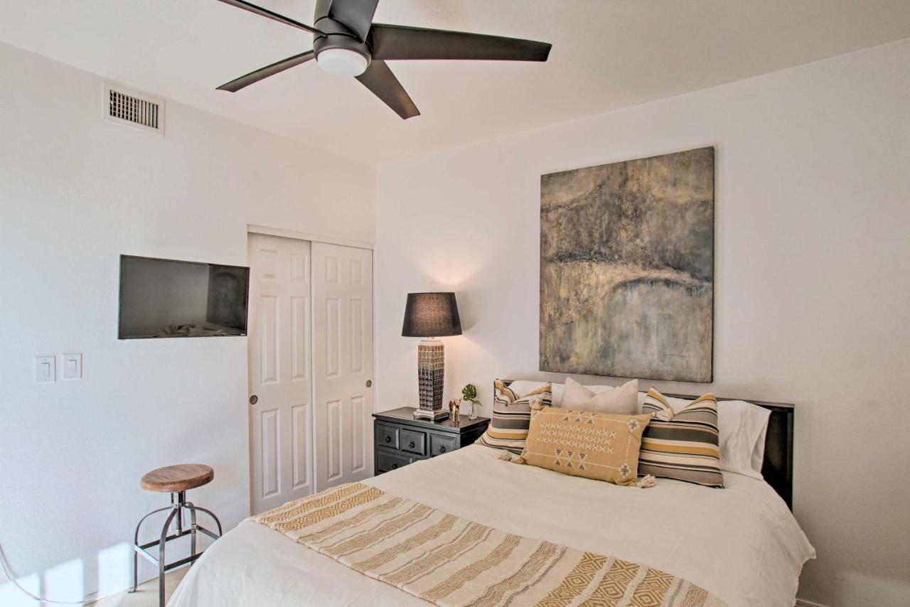 Chic With Pool Access And Tennis Scottsdale