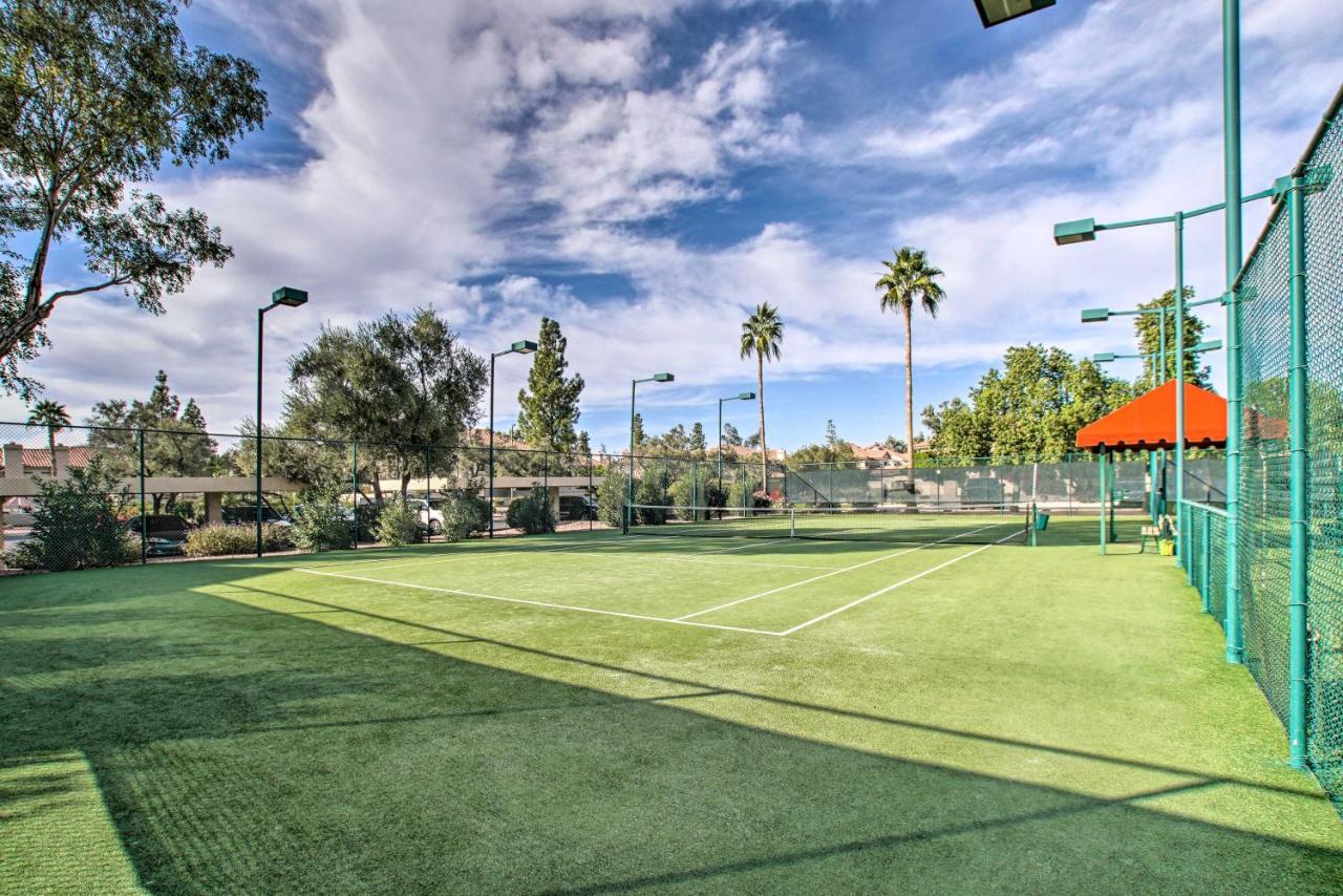 Chic With Pool Access And Tennis