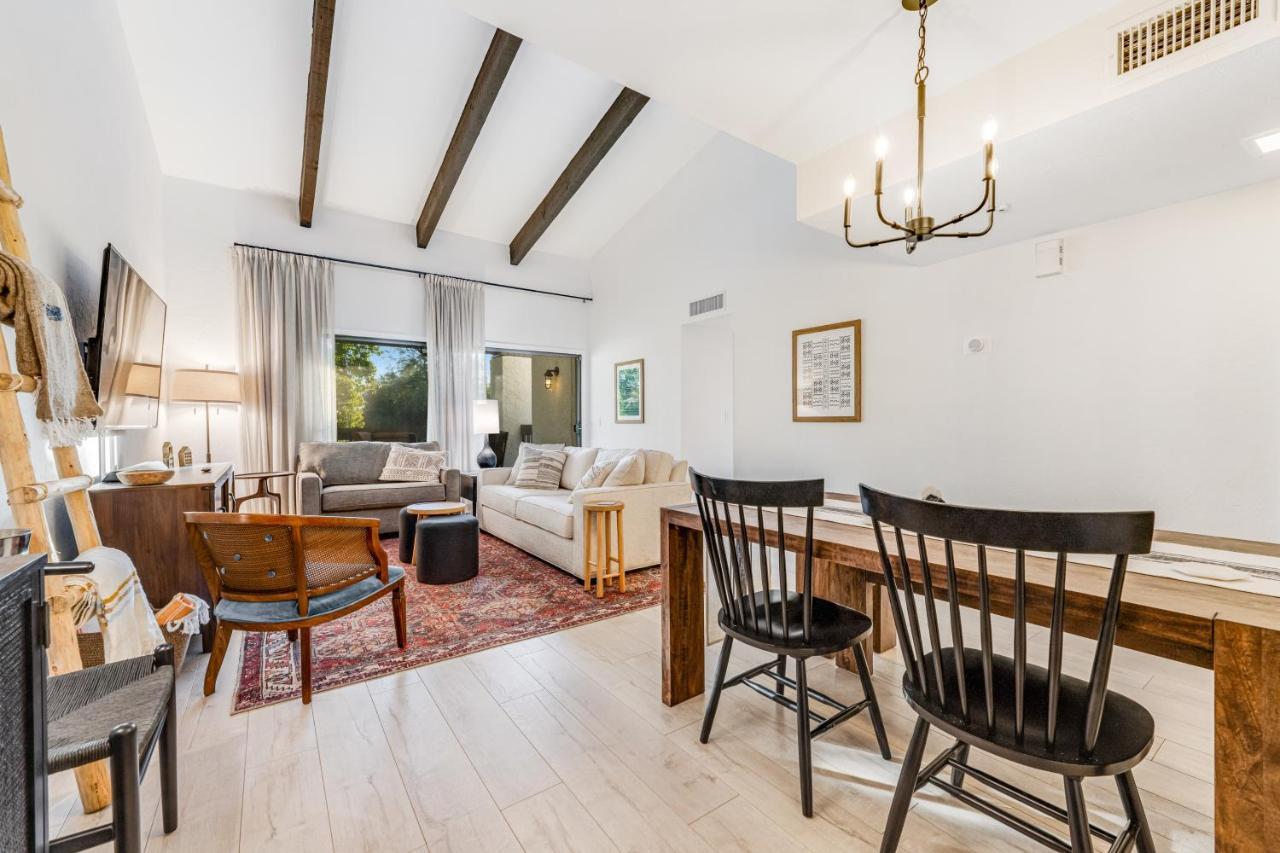Apartment West *
