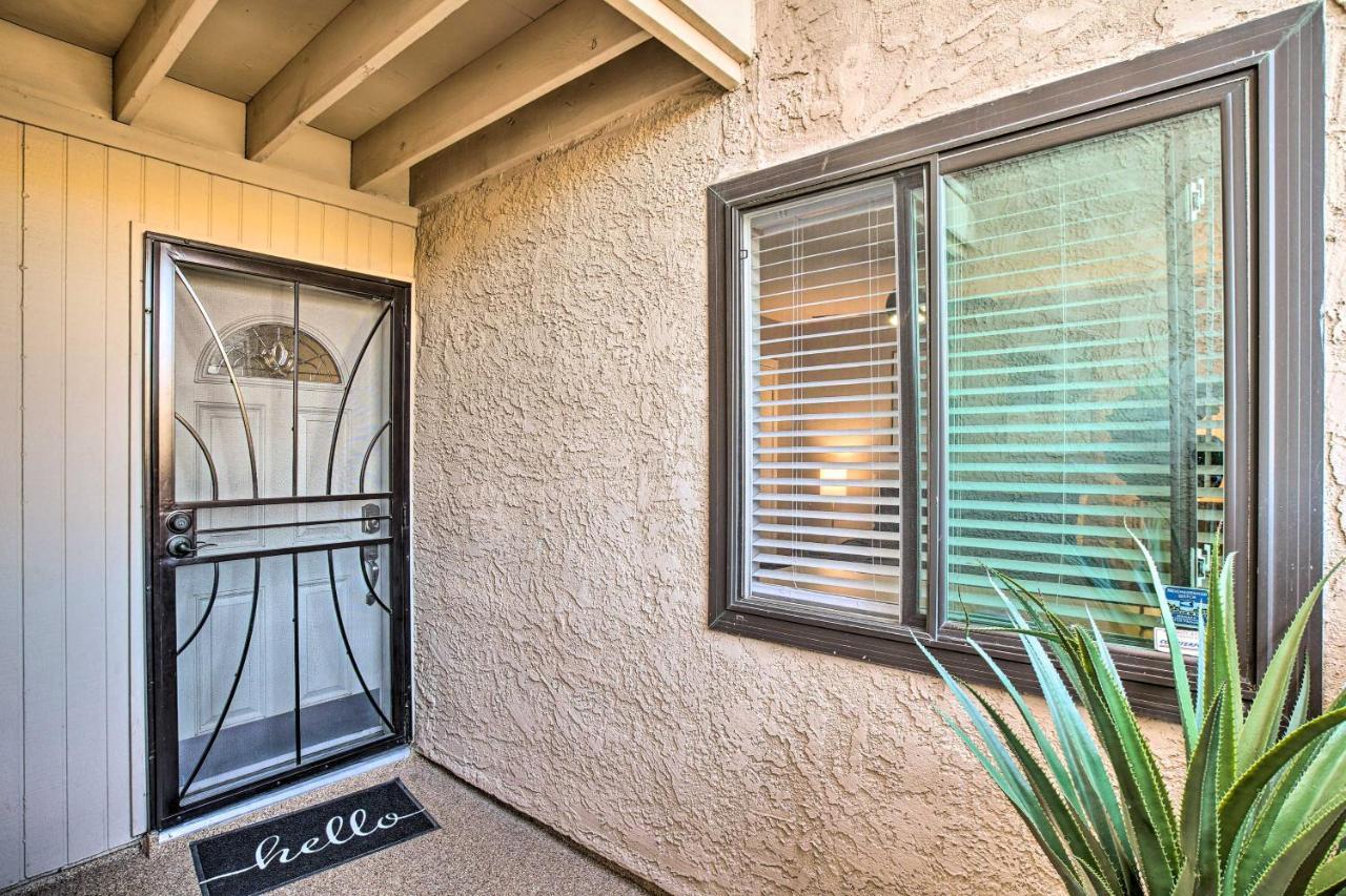 First-floor With Golf Course Views And Pool! Apartment