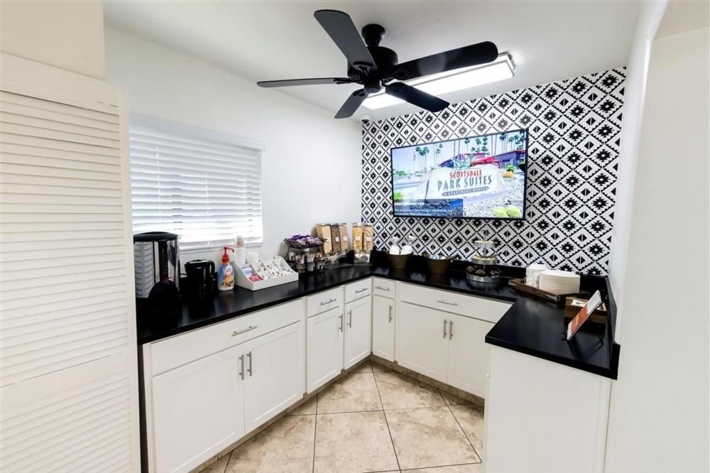 Apartment Fully Furnished 1br Suite-prime Location 110 *