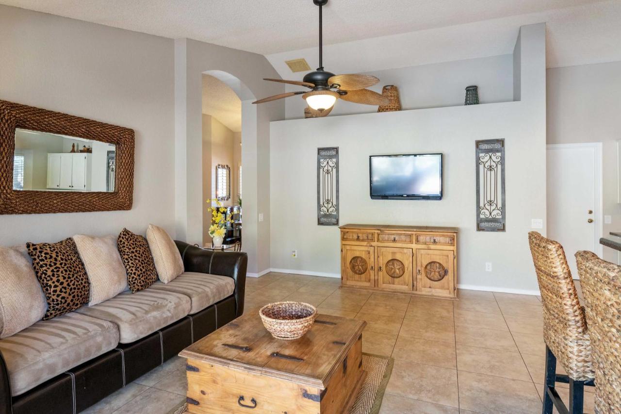 Charming With Pool, Hot Tub And Patio!