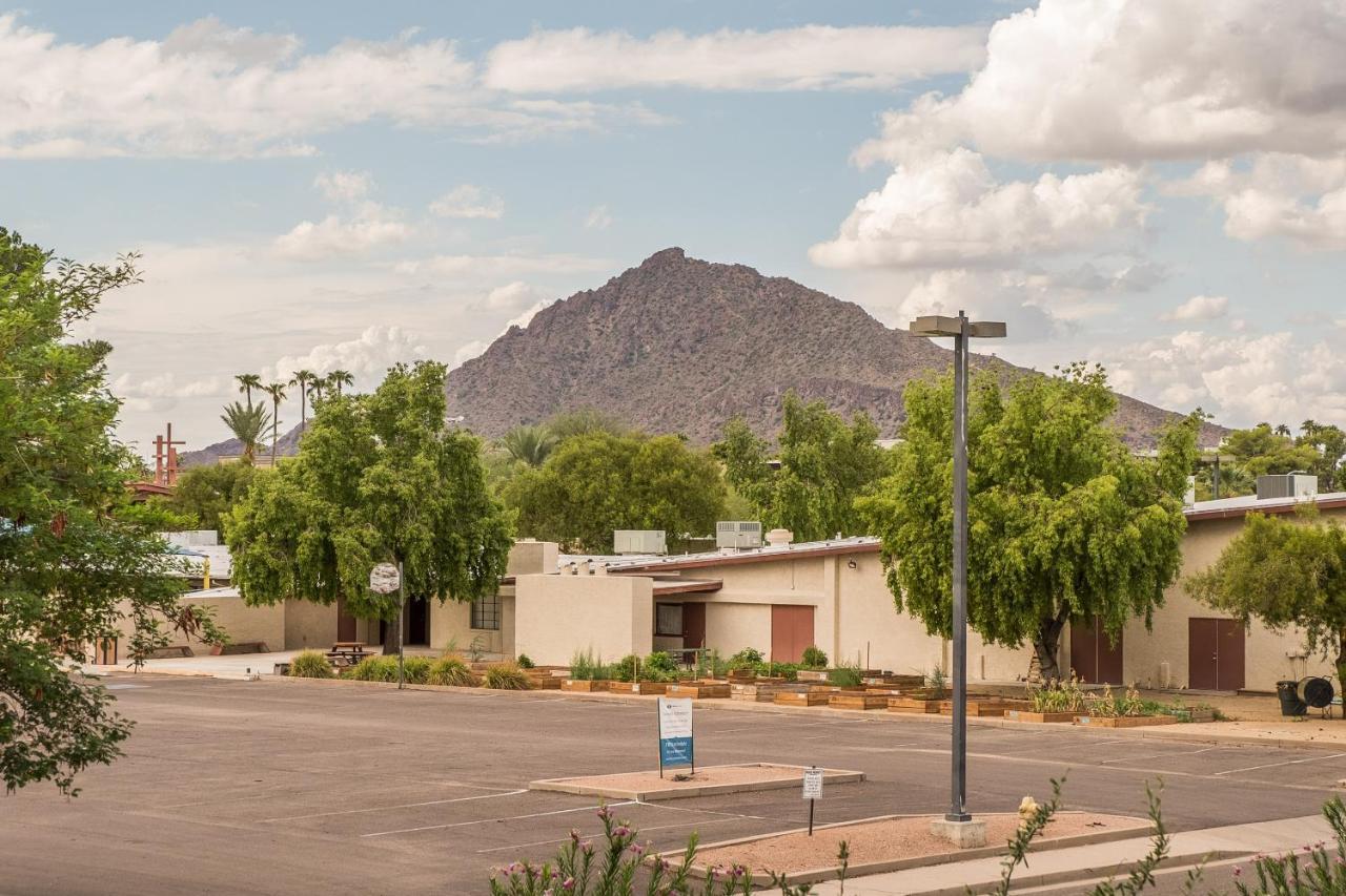 Frontdesk Old Town Apts Scottsdale