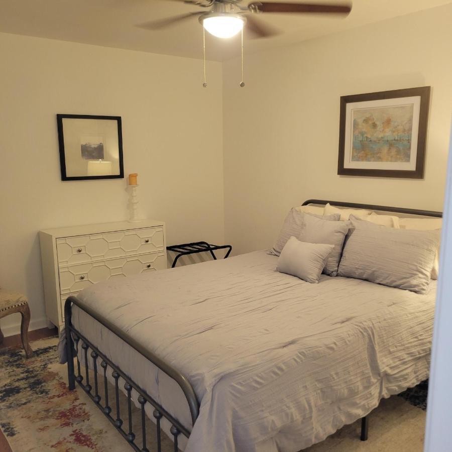 Apartment Desert Rose - Secluded One Bedroom In Old Town Scottsdale, Arizona