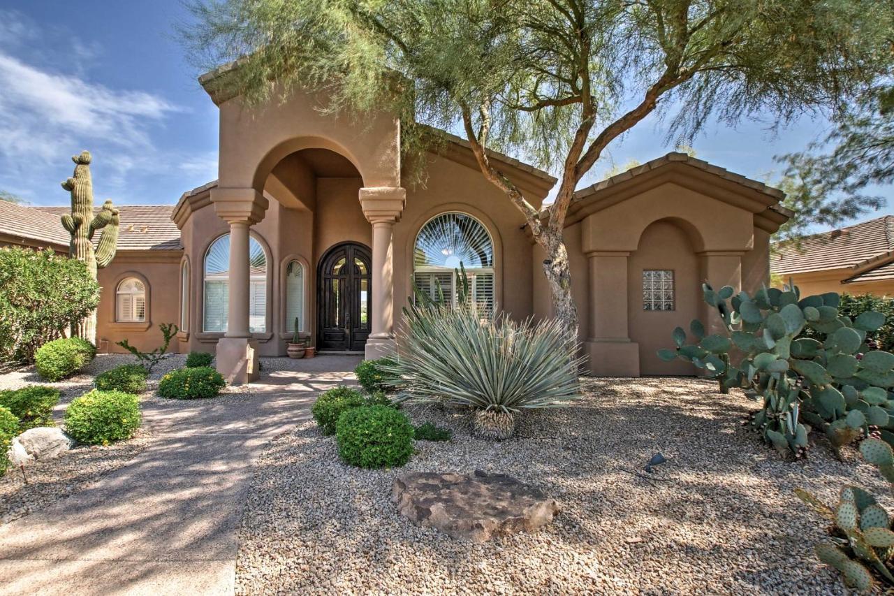 Luxe With Pool And Mountain Views!