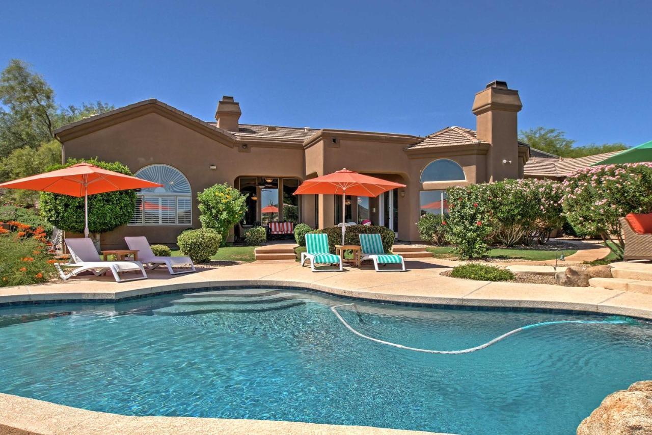 Luxe With Pool And Mountain Views! Holiday home