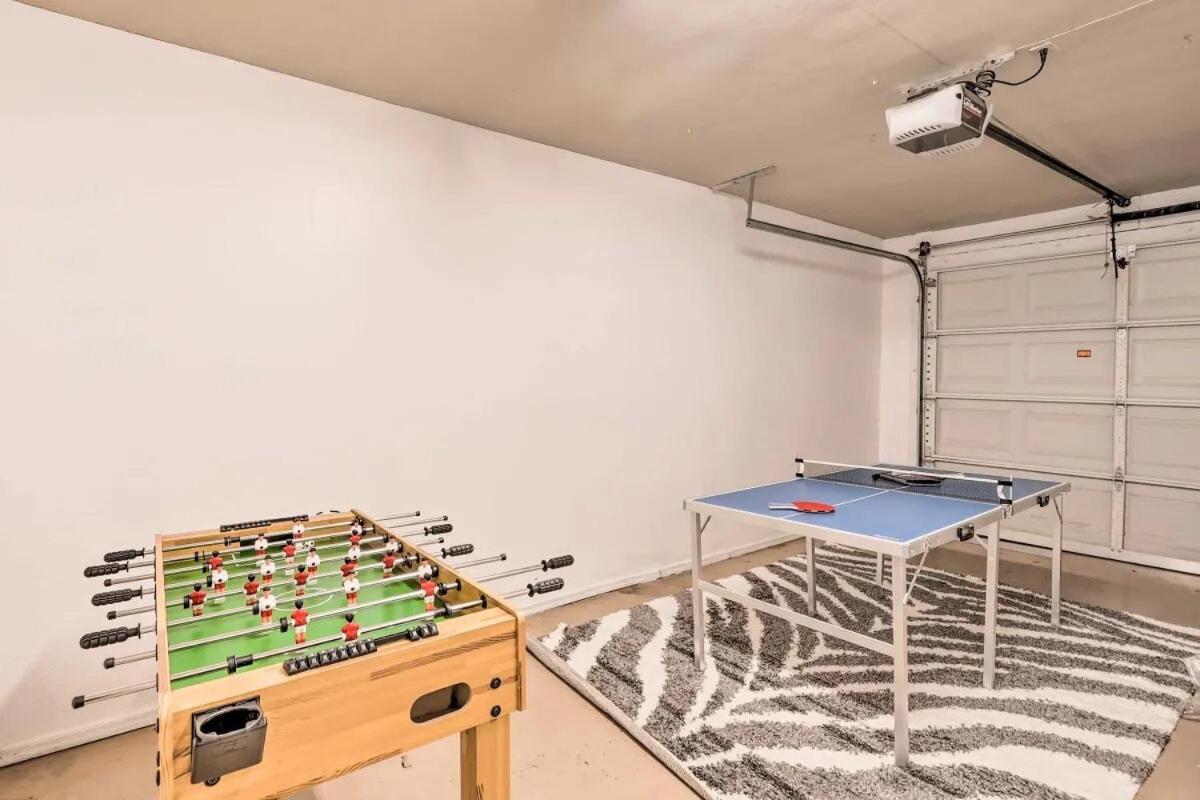 Modern Min Walk To W & City Center Holiday home *