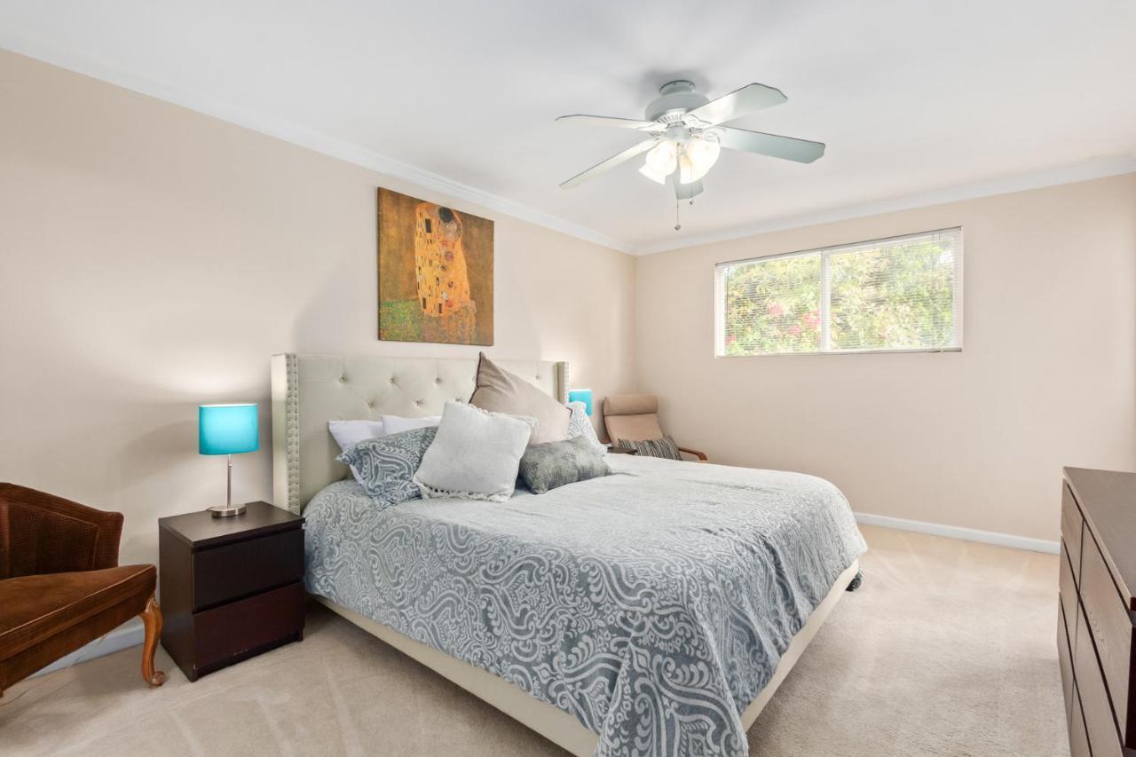 Villa Desert Rose - Spotless Three Bedroom In The Heart Of *