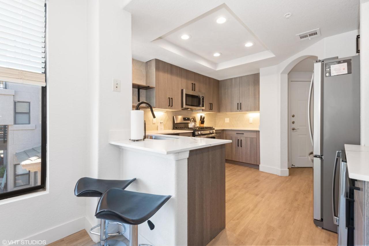 Apartment Pure Furnished 1, 2 And 3 Bed Apts Pool Gym Quarter Scottsdale