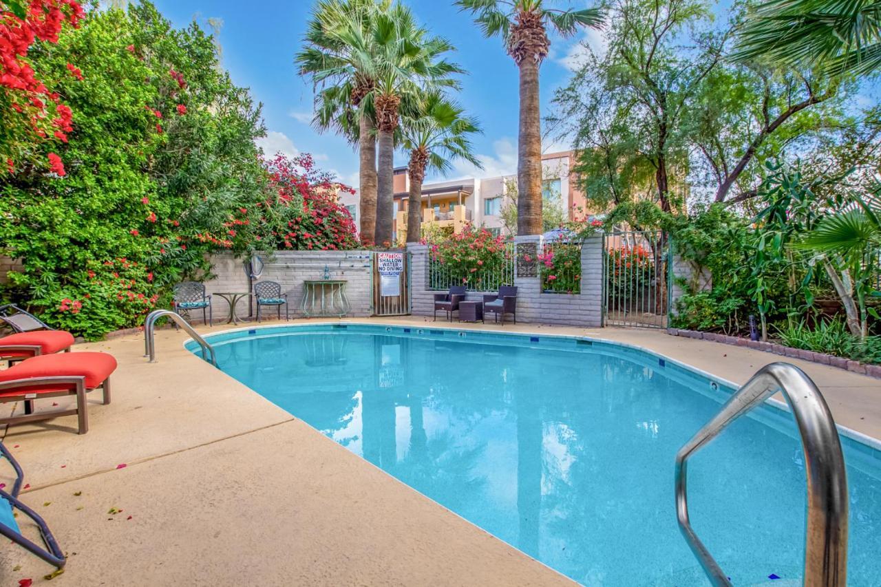 Desert Rose - Spotless Three Bedroom In The Heart Of * Scottsdale