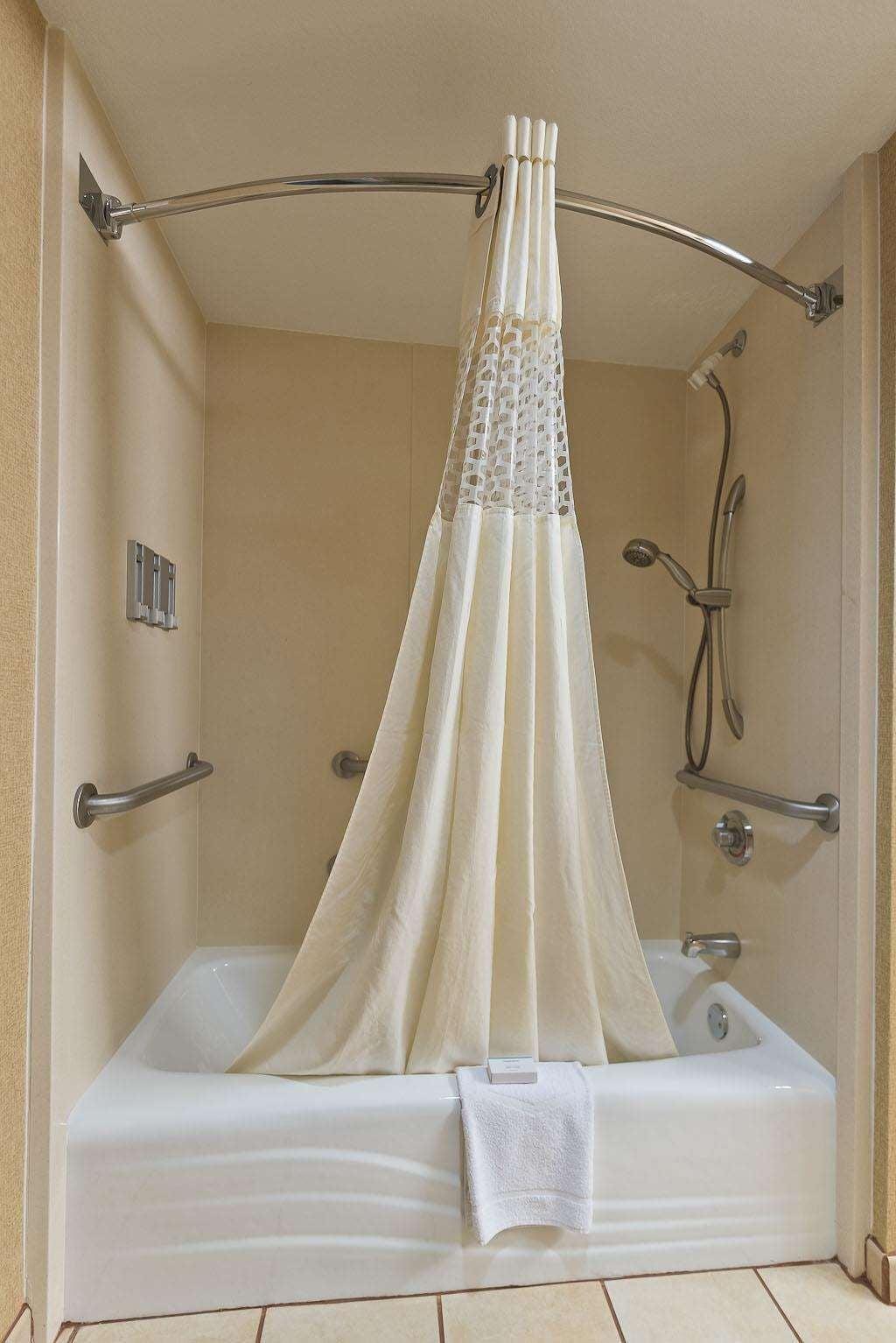 Hampton & Phoenix/scottsdale Hotel 3*