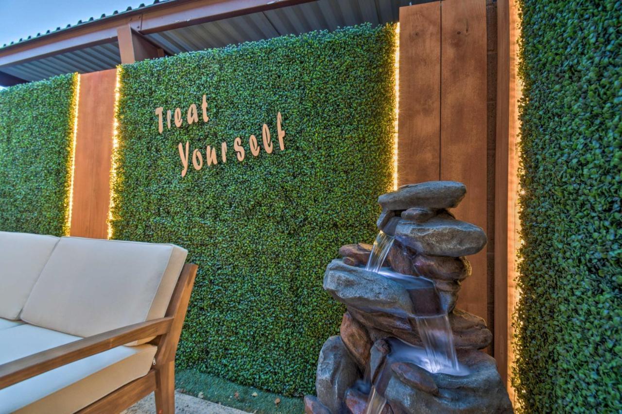 Gem Pool Access, Walk To Old Town Scottsdale