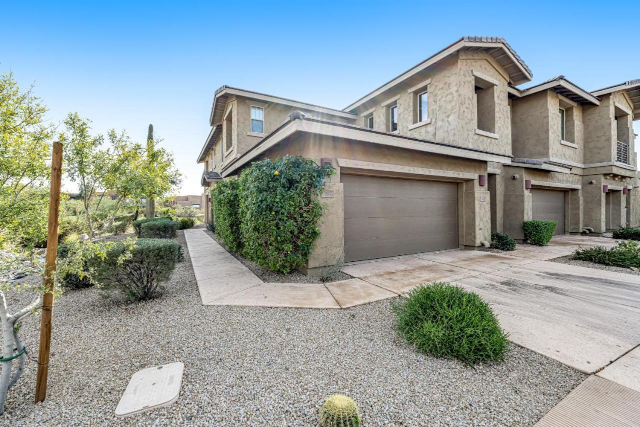 Easy Living On The Greens Apartment Scottsdale