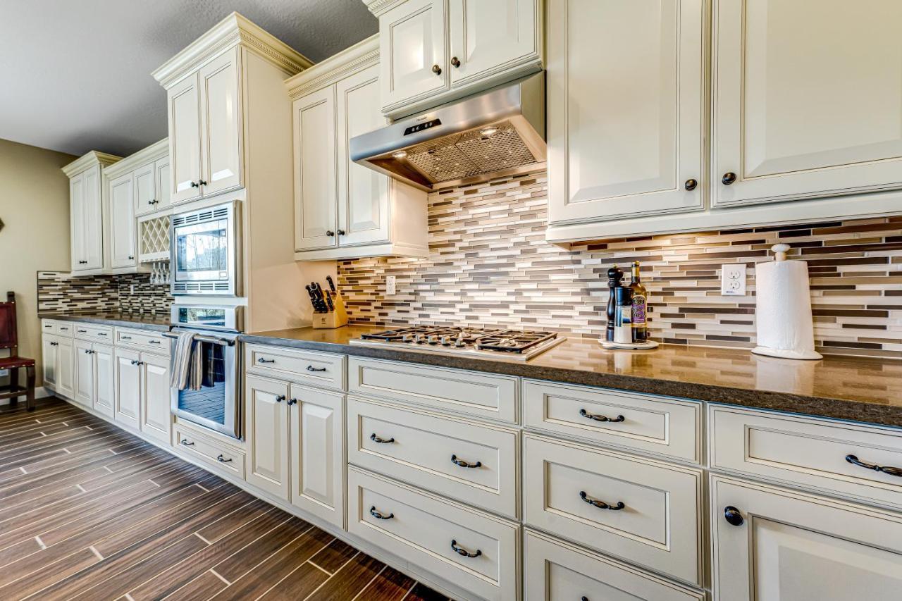 Easy Living On The Greens Apartment Scottsdale