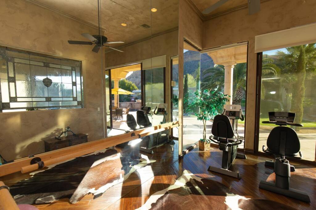 Camelback Mountain Mansion In Paradise Valley, Az * Scottsdale