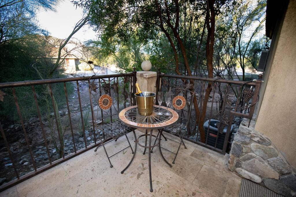 Camelback Mountain Mansion In Paradise Valley, Az *