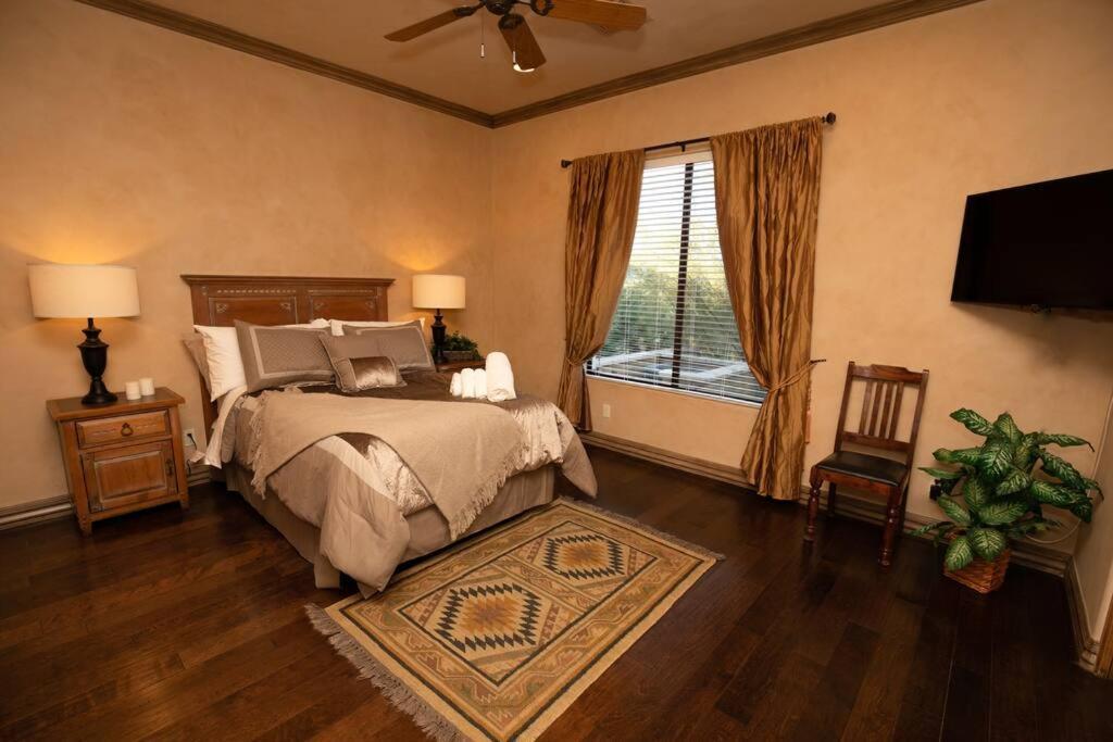 Camelback Mountain Mansion In Paradise Valley, Az Villa
