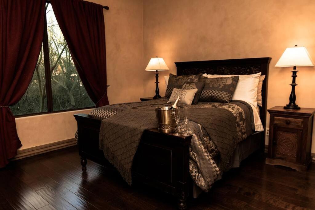 Camelback Mountain Mansion In Paradise Valley, Az * Scottsdale