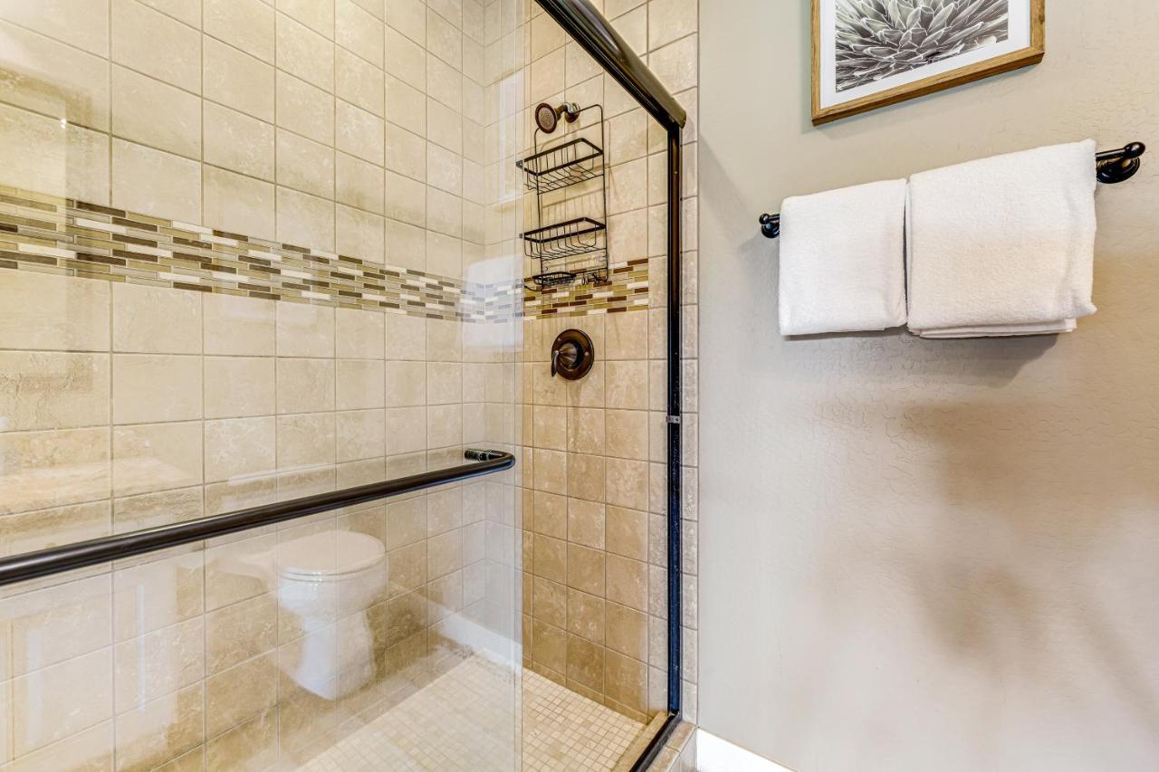 Easy Living On The Greens Apartment Scottsdale