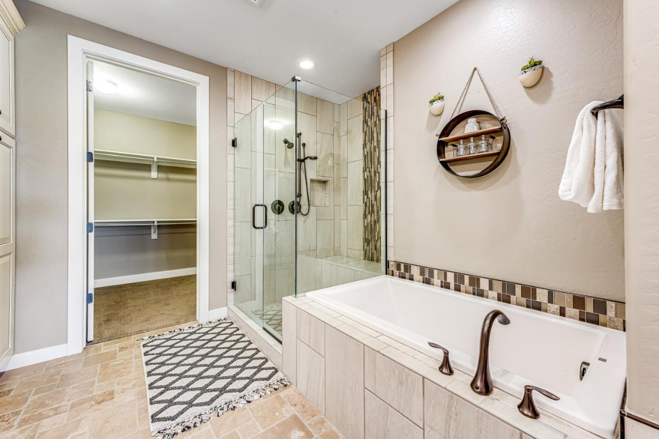 Easy Living On The Greens Scottsdale