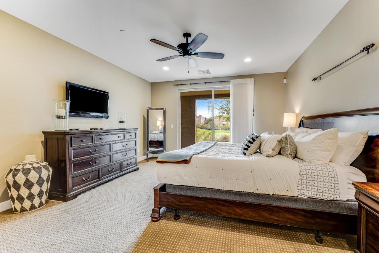 Easy Living On The Greens Apartment Scottsdale