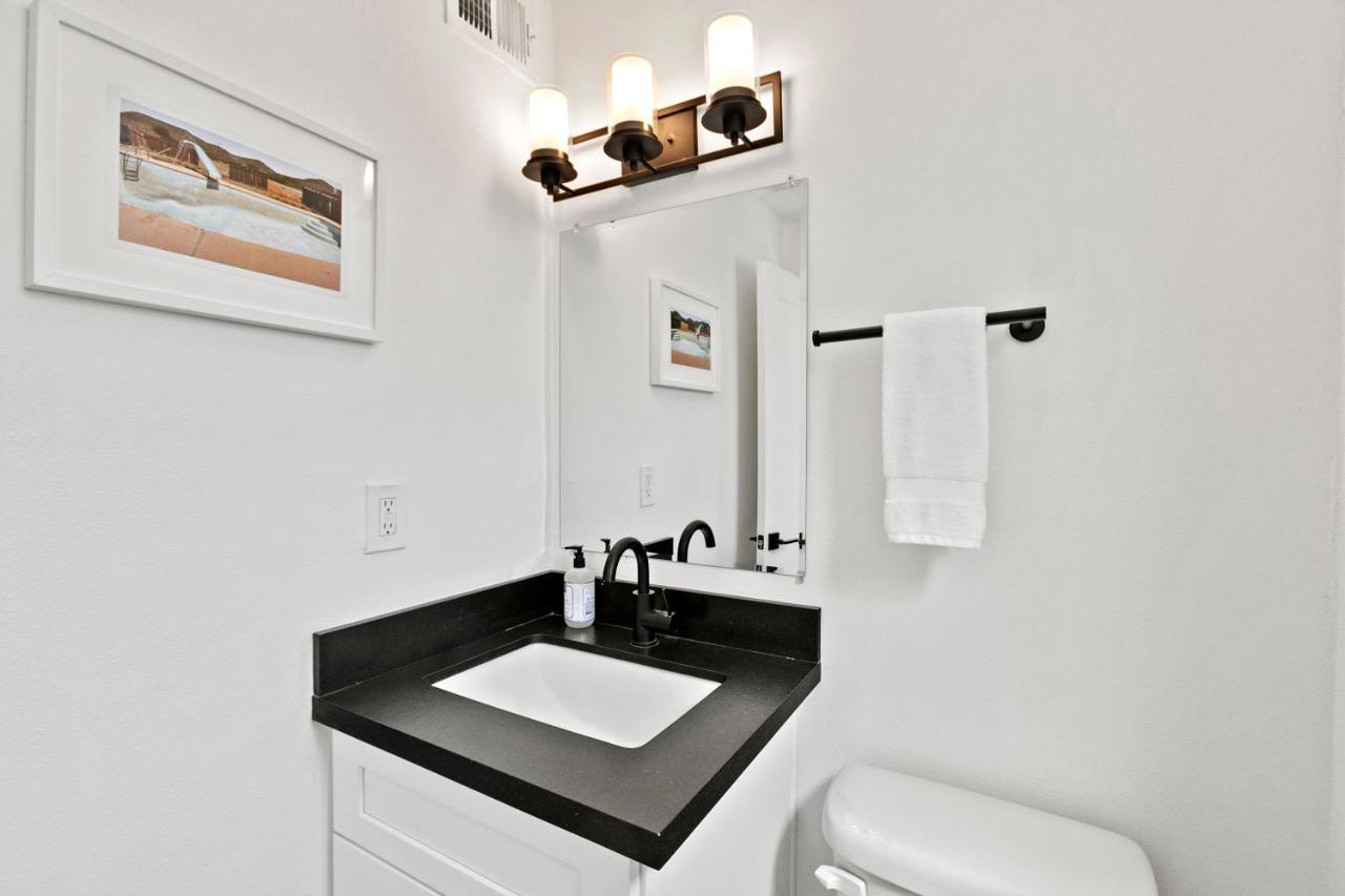 The Sophia Apartment Scottsdale