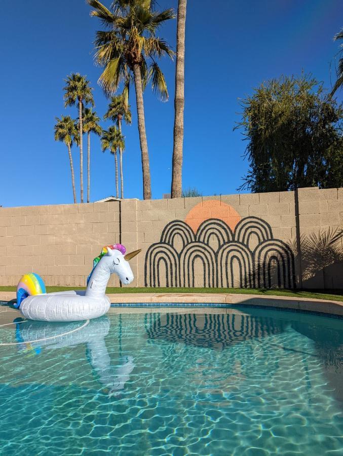 Designer Oasis - Private Pool & Insta Getaway
