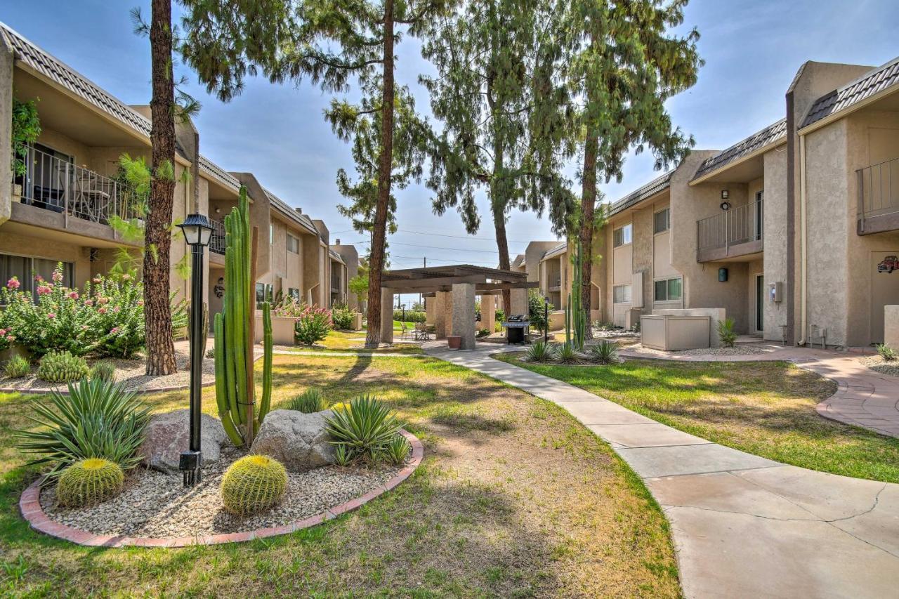 Sunny With 2 Year-round Pools! * Scottsdale