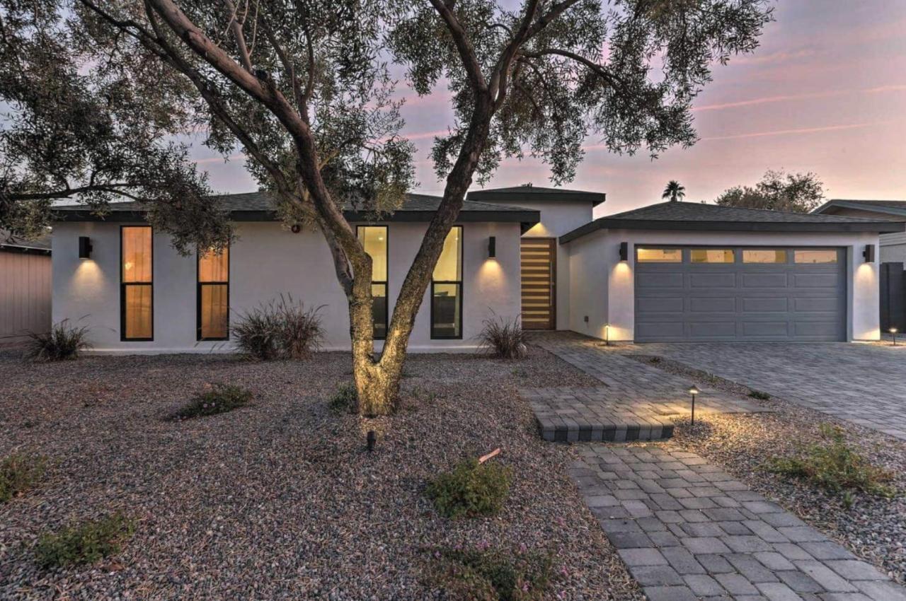 Quiet Luxury Estate W/ Heated Pool: