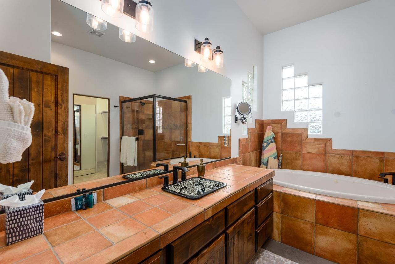 Holiday home Four-bedroom House Scottsdale