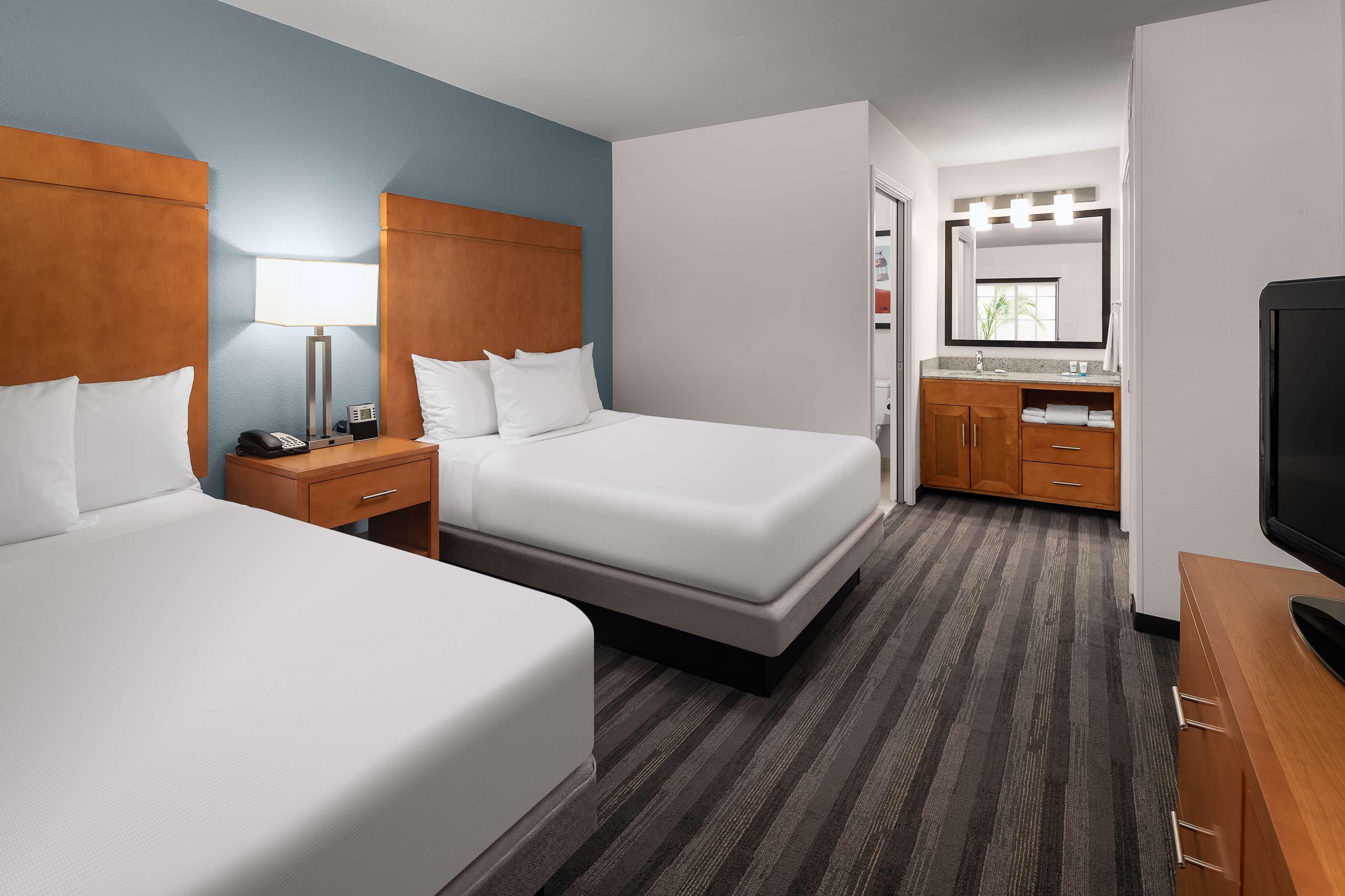 Hyatt House Old Town 3*