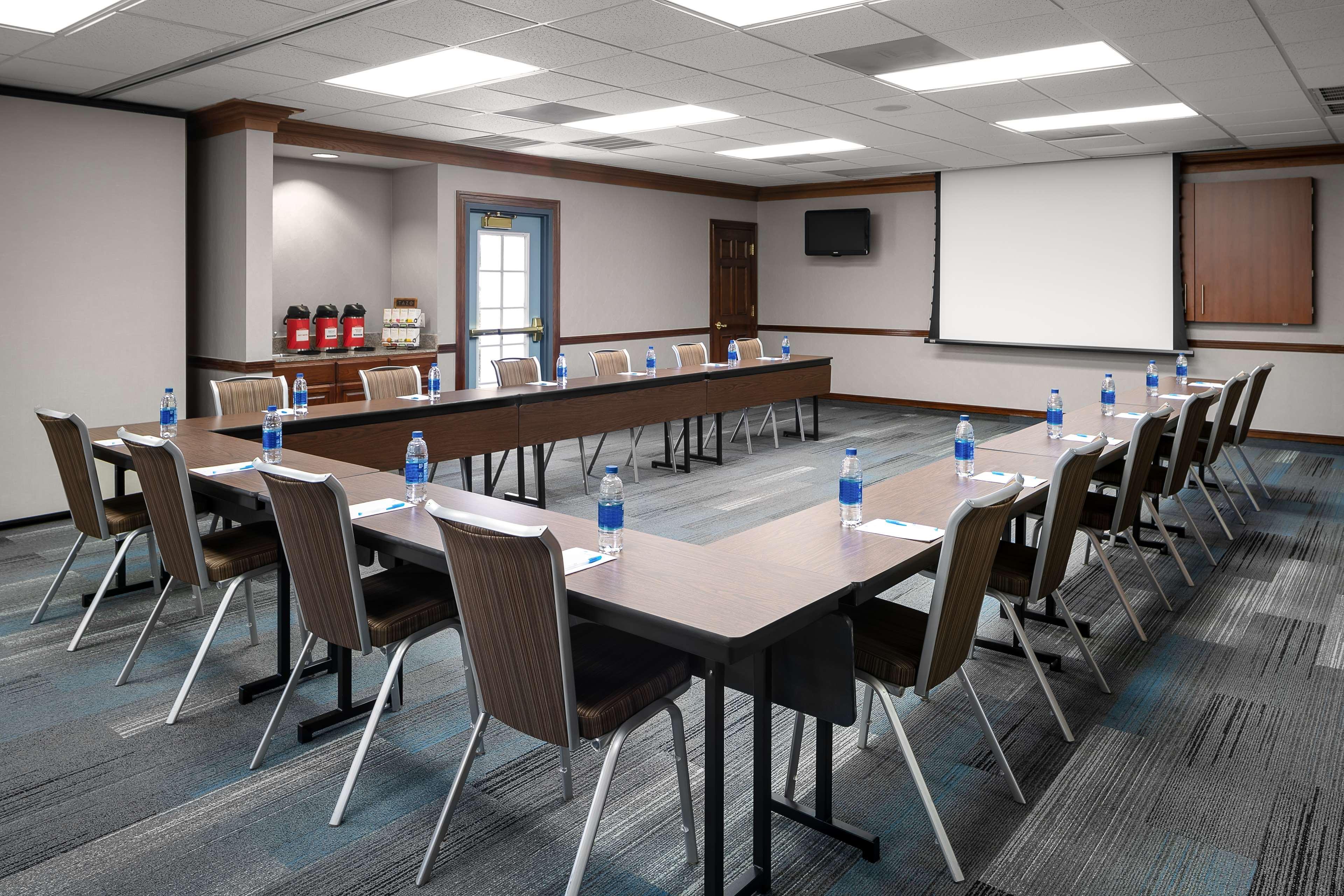 Hyatt House Old Town 3* Scottsdale