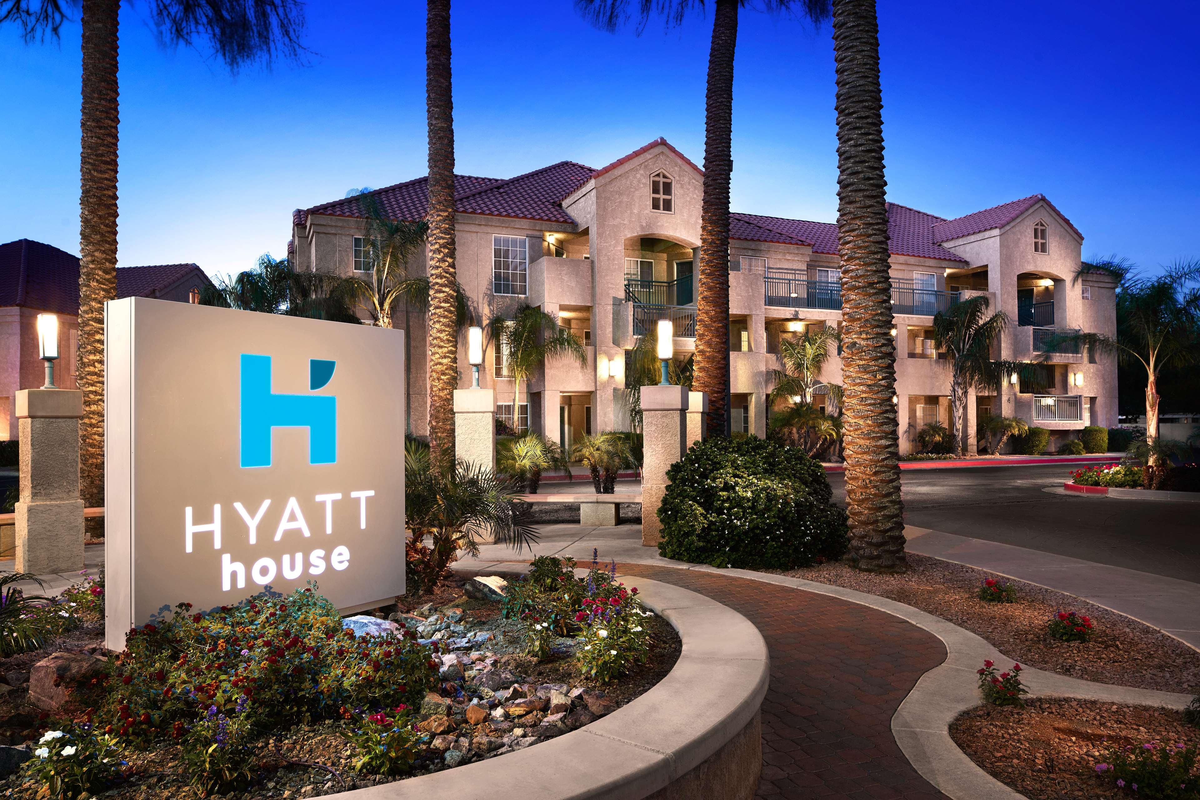 Hyatt House Old Town Hotel Scottsdale