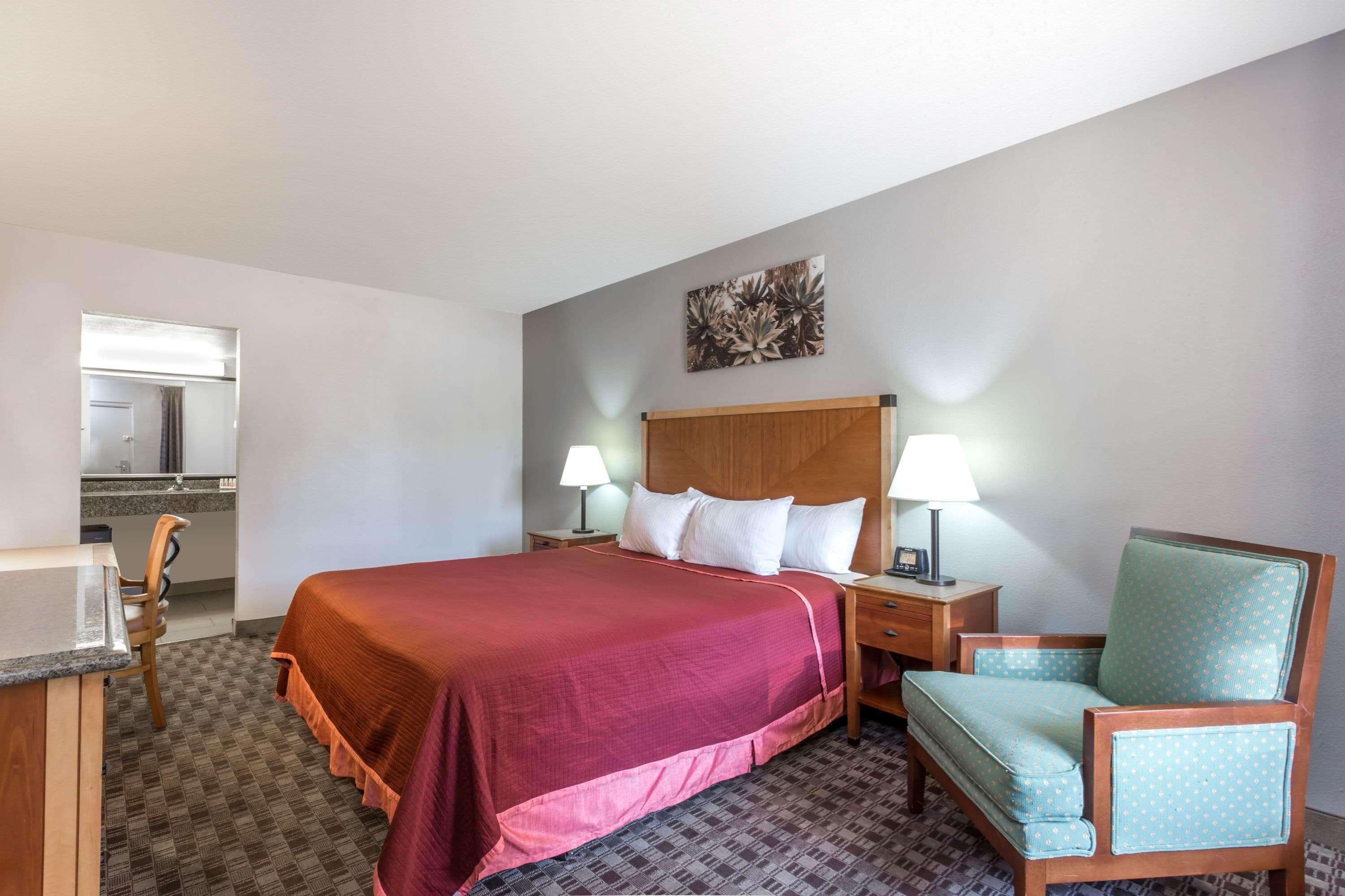 Hotel Howard Johnson By Wyndham Old Town Scottsdale