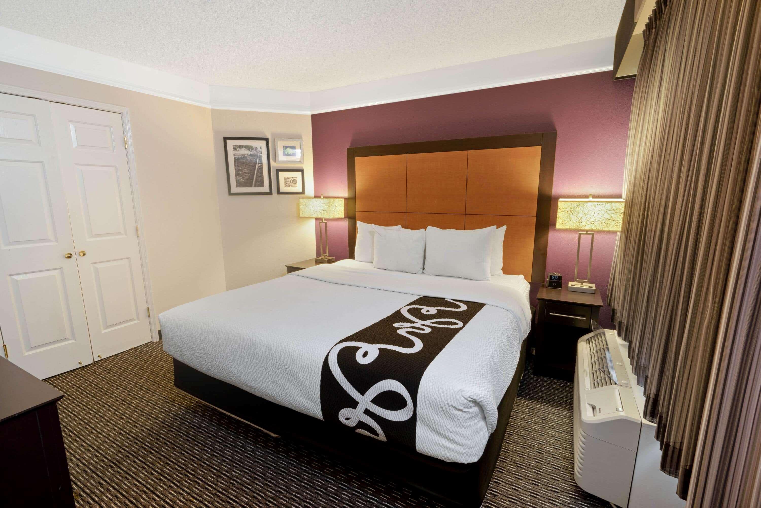 La Quinta By Wyndham Phoenix Hotel